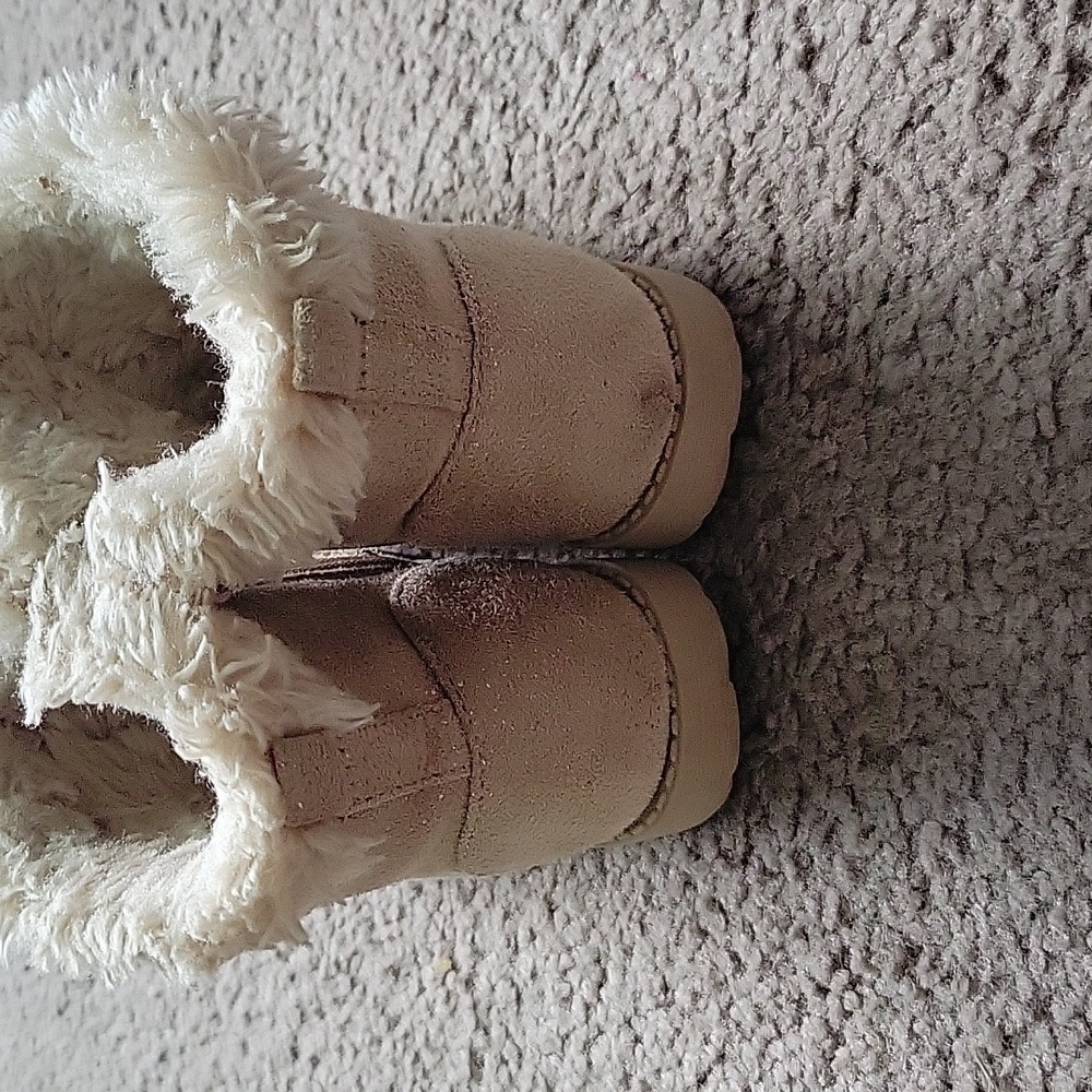 Cat & Jack Toddler Girl's Boots - Picture 7 of 9
